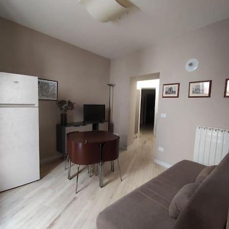 Apartament Dimora Tra Ciuchi E Poeti LʼAquila Zewnętrze zdjęcie