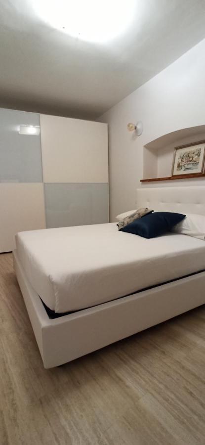 Apartament Dimora Tra Ciuchi E Poeti LʼAquila Zewnętrze zdjęcie